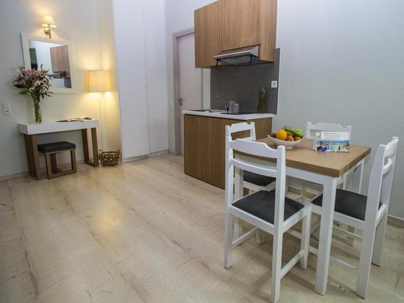 Elia Stalos Apartments Agia Marina  ภายนอก รูปภาพ
