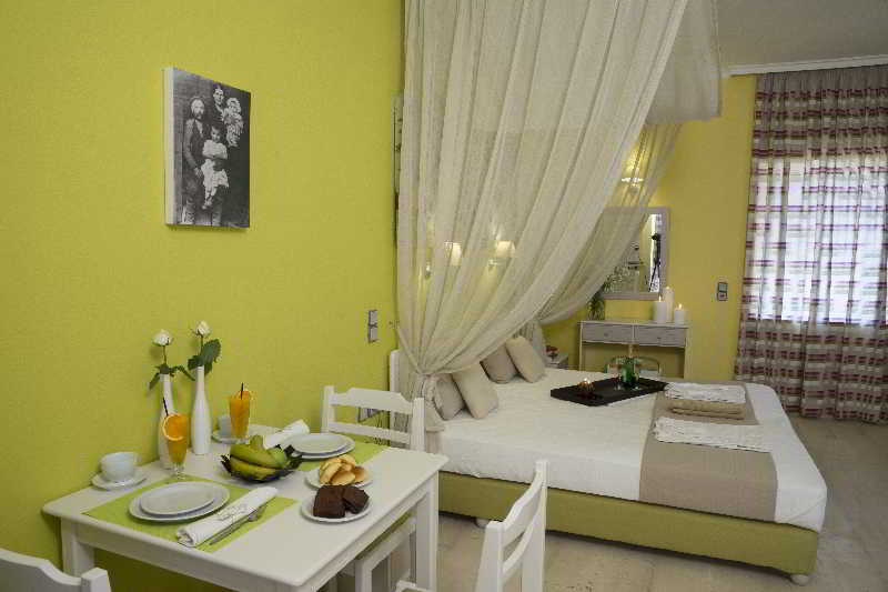 Elia Stalos Apartments Agia Marina  ภายนอก รูปภาพ